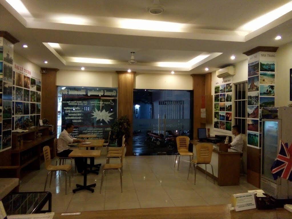 Hotel Reddoorz @ Pham Ngu Lao Street 3 à Hô Chi Minh-Ville Extérieur photo